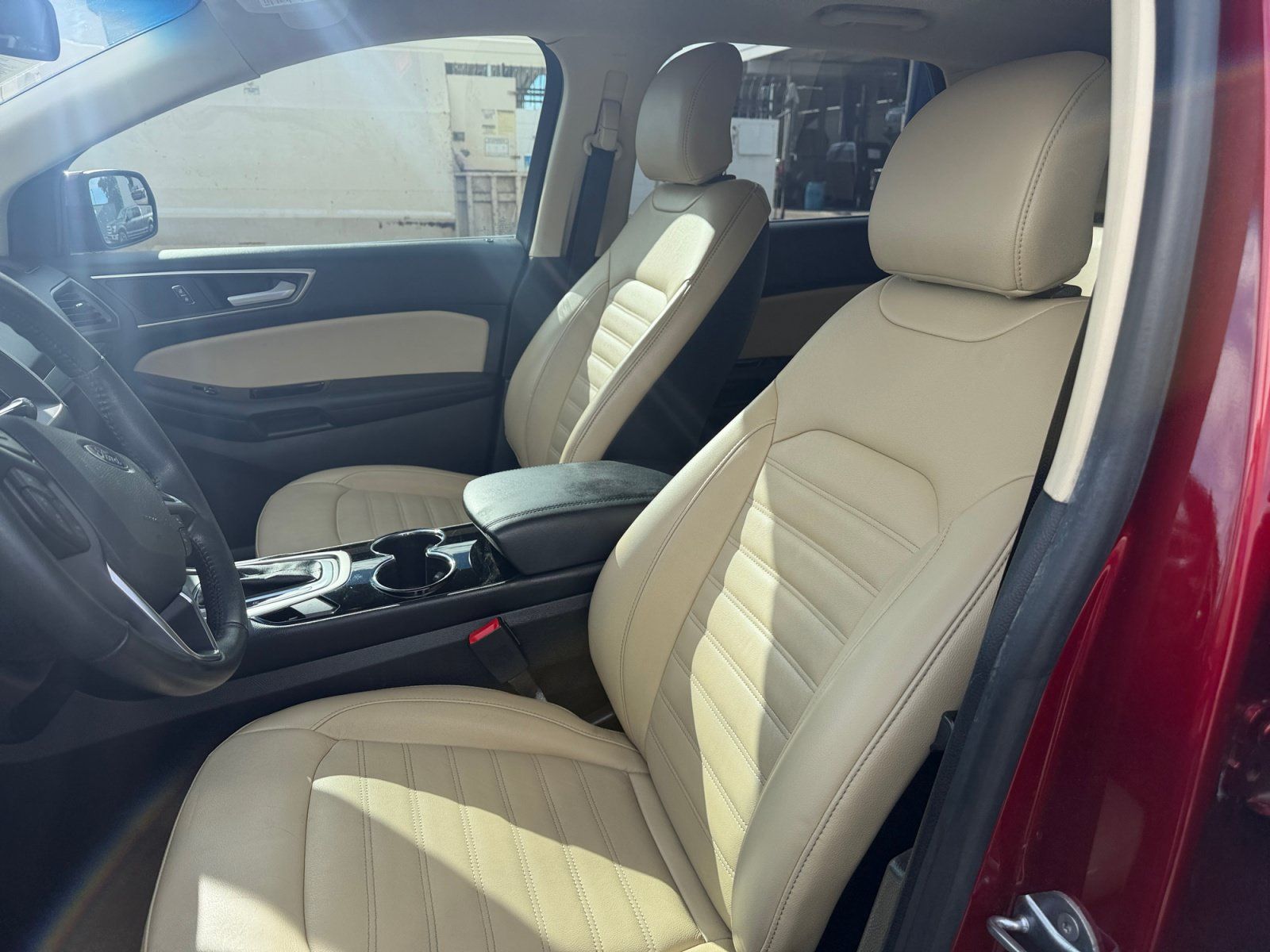 Used 2018 Ford Edge SEL w/ Equipment Group 201A FWD image 15