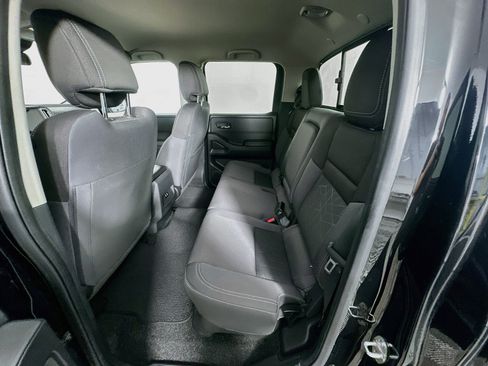Used 2026 Nissan Frontier SV RWD image 28