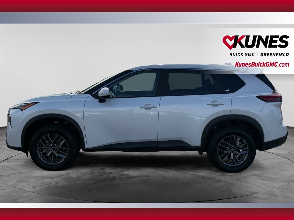 Used 2026 Nissan Rogue SV AWD/4WD image 6