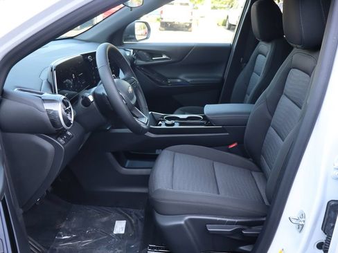New 2027 Chevrolet Equinox LT FWD image 5