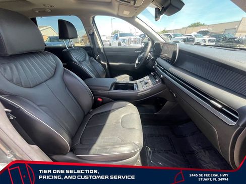 Used 2024 Hyundai Palisade Limited AWD/4WD image 21