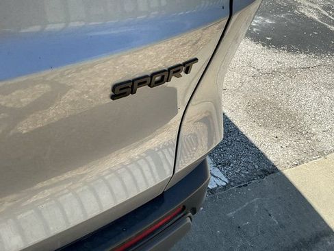 Used 2023 Honda CR-V Sport image 10