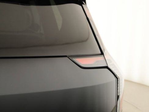 Used 2024 Kia EV9 GT-Line image 31