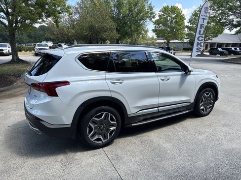 Used 2023 Hyundai Santa Fe Limited w/ Cargo Package FWD image 8