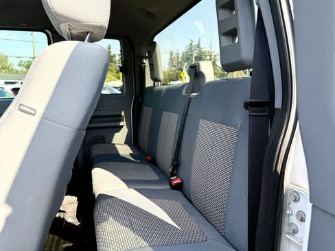 Used 2012 Ford F250 XLT w/ XLT Interior Pkg AWD/4WD image 18