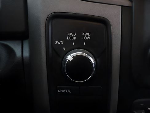 Used 2018 RAM 2500 Tradesman image 40