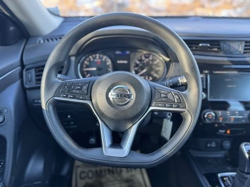 Used 2020 Nissan Rogue S image 22