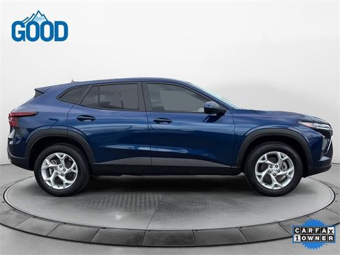 Used 2024 Chevrolet Trax LS w/ LS Convenience Package image 6