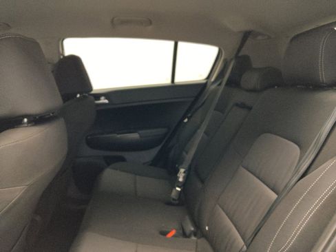 Used 2021 Kia Sportage LX AWD/4WD image 18