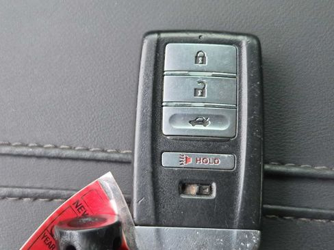 Used 2018 Acura TLX FWD image 35