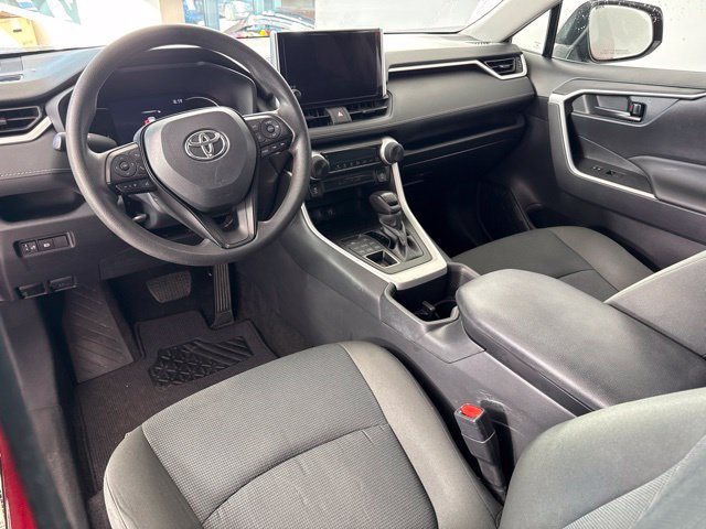 Used 2023 Toyota RAV4 LE AWD/4WD image 11
