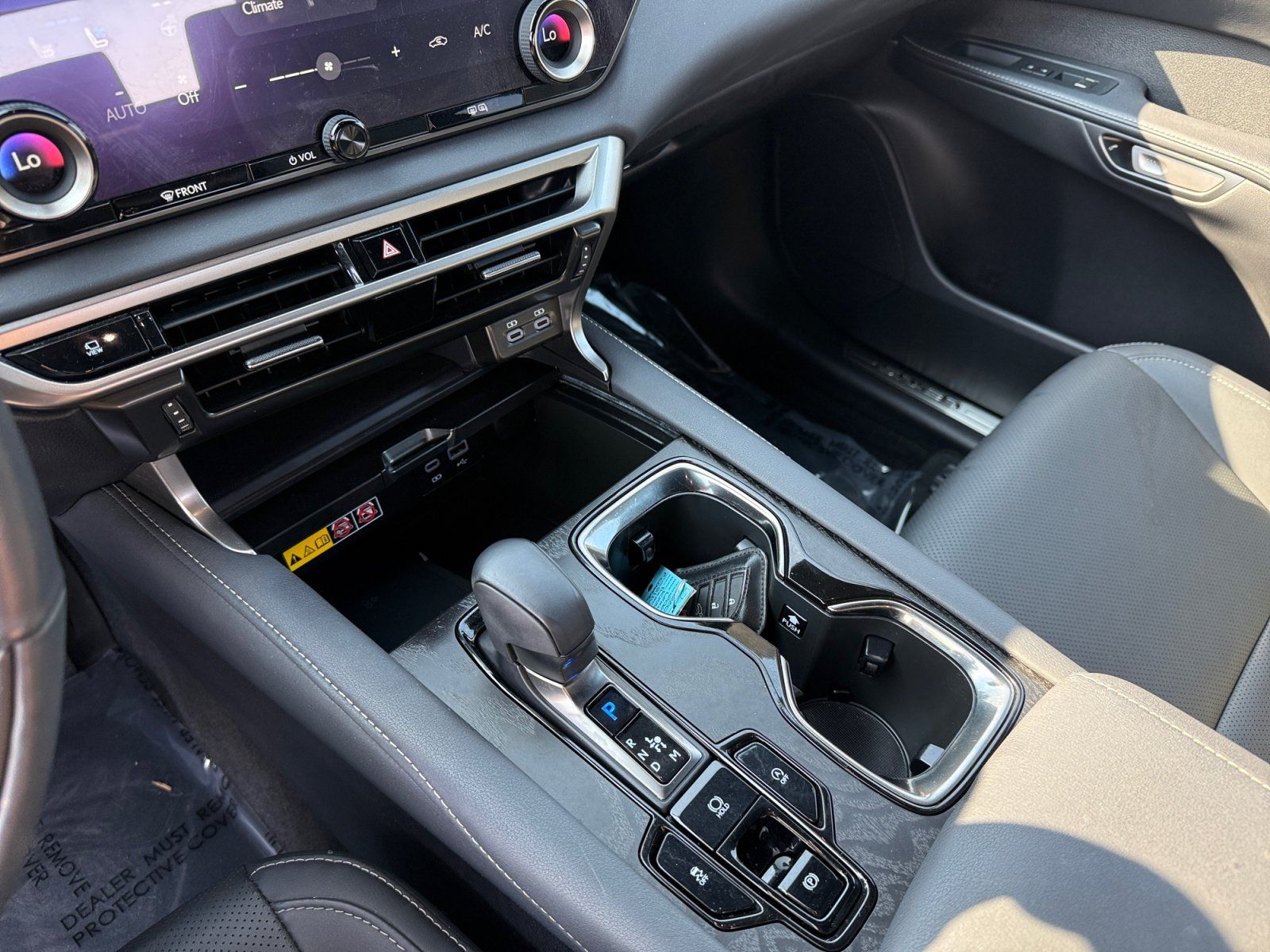 Used 2024 Lexus RX 350 Premium w/ Convenience Package FWD image 13