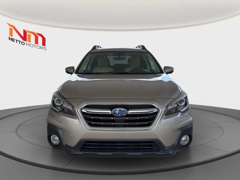 Used 2018 Subaru Outback 2.5i Limited AWD/4WD image 10