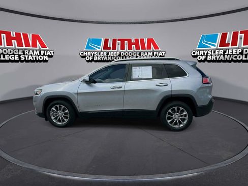 Used 2019 Jeep Cherokee Latitude Plus FWD image 5
