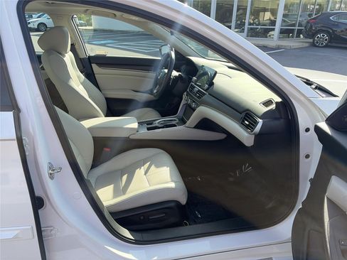 Used 2018 Honda Accord EX-L image 15