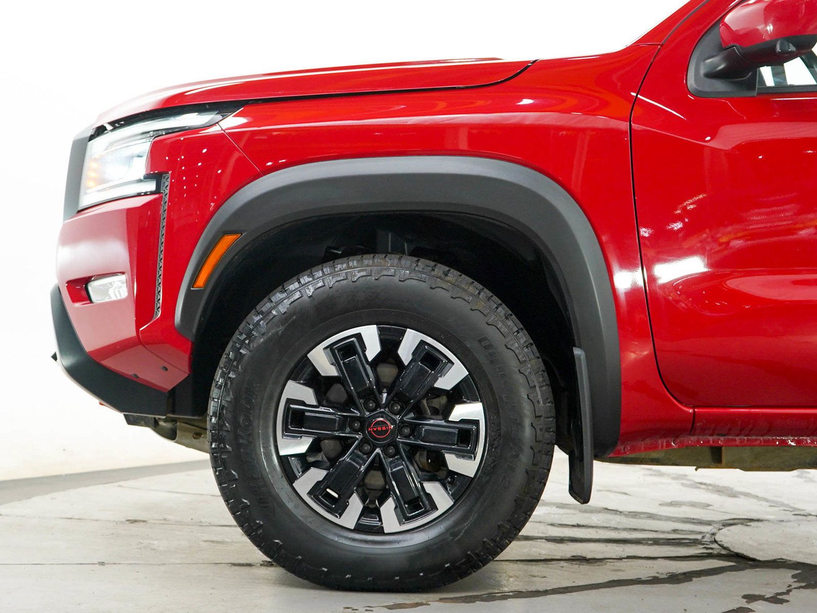 Used 2022 Nissan Frontier PRO-4X AWD/4WD image 24