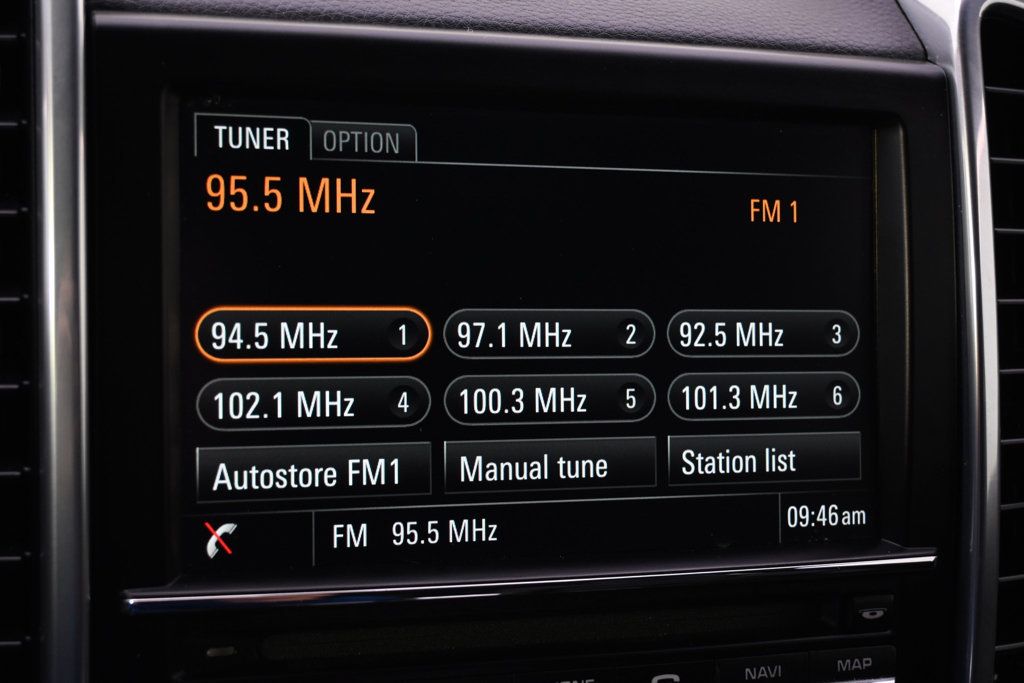 Used 2014 Porsche Cayenne Platinum Edition AWD/4WD image 30