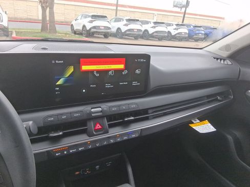 New 2026 Kia K4 FWD image 9