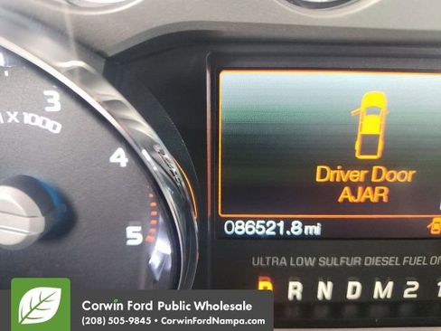 Used 2013 Ford F250 Lariat w/ Chrome Pkg image 12