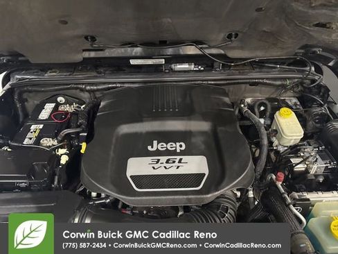 Used 2013 Jeep Wrangler Unlimited Sahara w/ Dual Top Group image 36