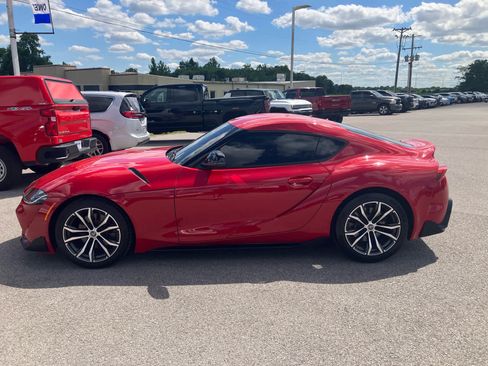 Used 2023 Toyota Supra RWD image 4