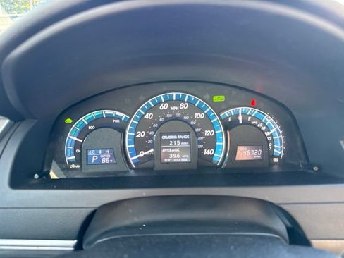 Used 2013 Toyota Camry LE FWD image 32