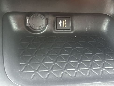 Used 2025 Toyota RAV4 LE FWD image 21