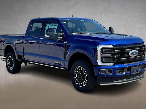 New 2026 Ford F250 Platinum w/ FX4 Off-Road Package image 2