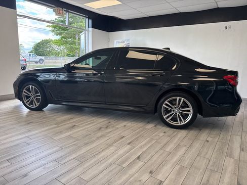 Used 2016 BMW 750i xDrive AWD/4WD image 5