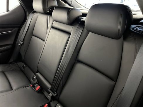 Certified 2025 MAZDA MAZDA3 s Sport image 21