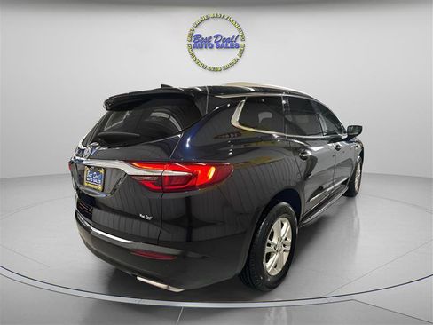 Used 2020 Buick Enclave Essence w/ LPO, Luxury Package FWD image 5