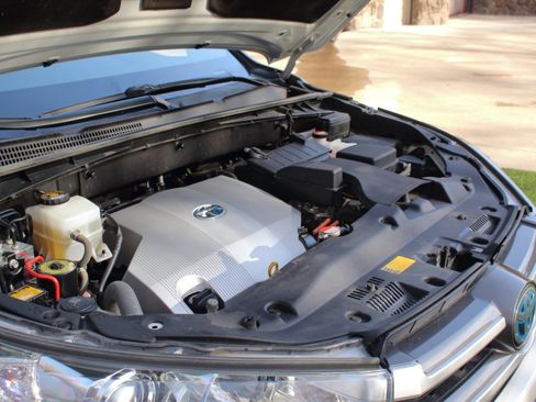 Used 2017 Toyota Highlander XLE image 52