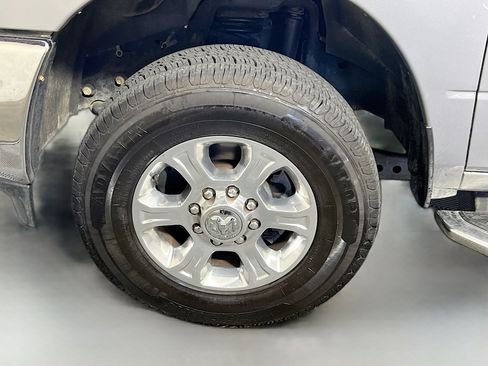 Used 2024 RAM 2500 Big Horn image 13