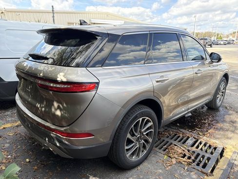 Certified 2021 Lincoln Corsair FWD w/ Convenience Package image 2