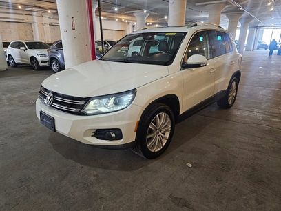 Used 2016 Volkswagen Tiguan SE