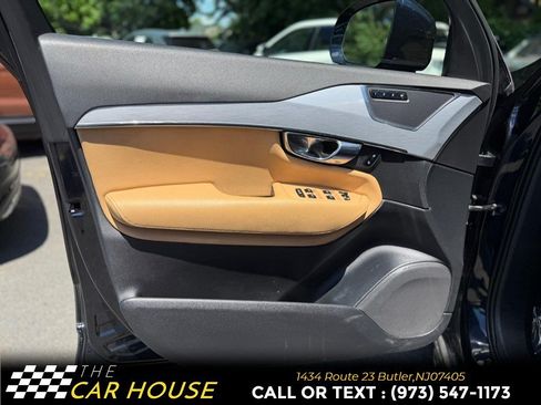 Used 2016 Volvo XC90 T6 Momentum AWD/4WD image 14