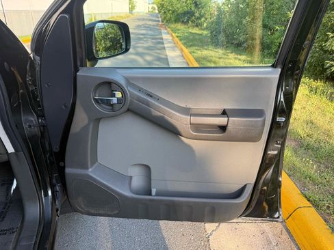 Used 2011 Nissan Xterra S AWD/4WD image 22
