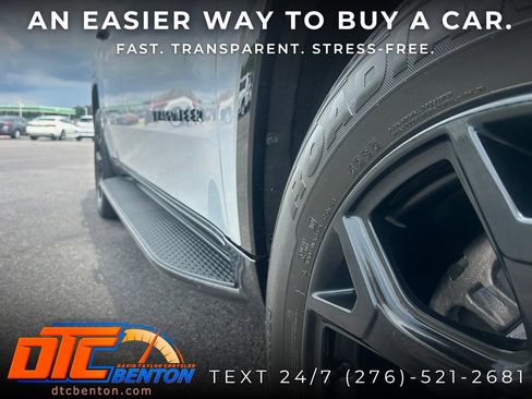 Used 2023 Jeep Wagoneer Series II AWD/4WD image 30