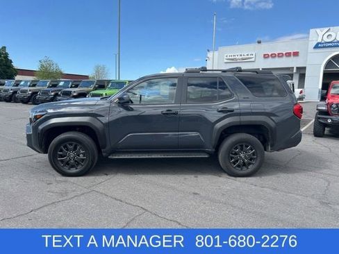 Used 2025 Toyota 4Runner SR5 AWD/4WD image 2