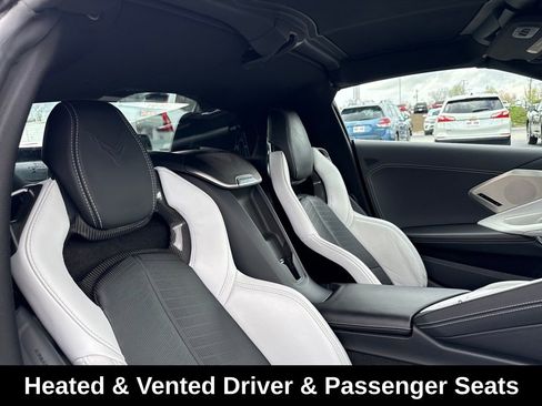 Used 2023 Chevrolet Corvette Stingray Preferred Cpe w/ 2LT image 26