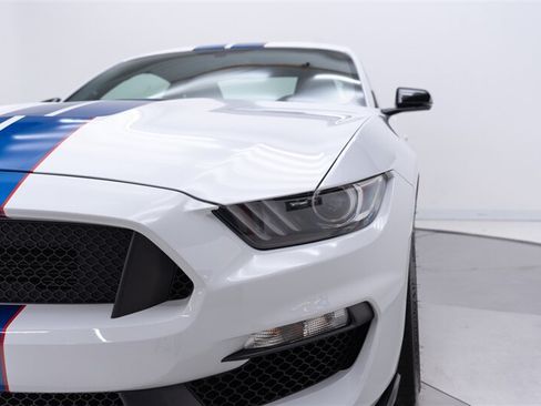 Used 2017 Ford Mustang Shelby GT350R w/ GT350R Equipment Group 920A RWD image 20