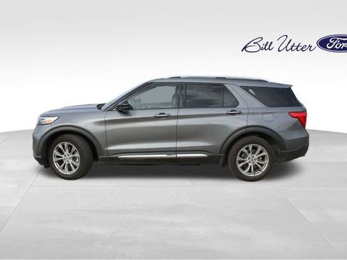 Certified 2021 Ford Explorer Limited w/ Equipment Group 301A image 8