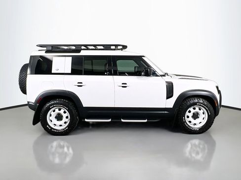 Used 2023 Land Rover Defender 110 S AWD/4WD image 4