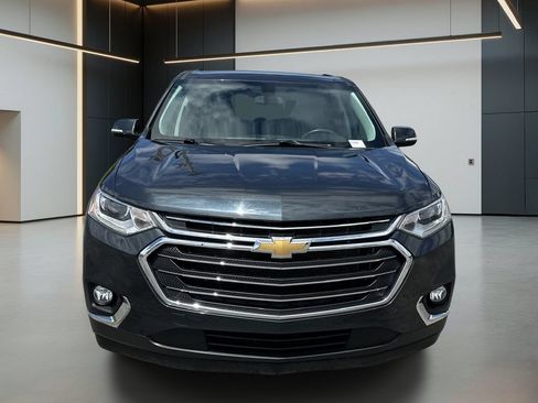 Used 2020 Chevrolet Traverse LT FWD image 9