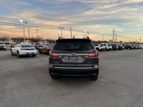 Used 2021 Subaru Ascent Premium w/ Convenience Package image 6