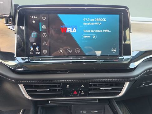 Used 2024 Volkswagen Atlas SE FWD image 24