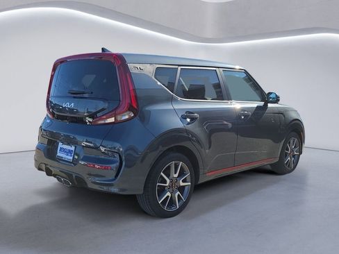 Used 2022 Kia Soul Turbo image 4