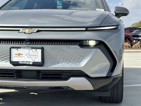 New 2026 Chevrolet Equinox EV LT image 8