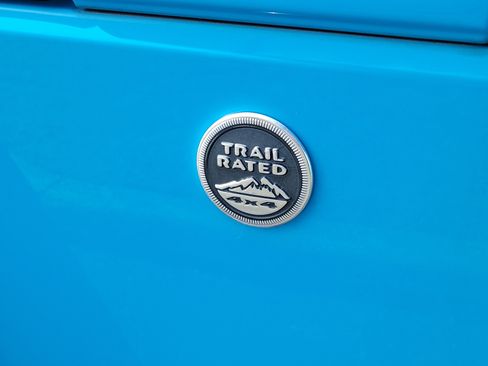 Used 2018 Jeep Wrangler Unlimited Sport S AWD/4WD image 9