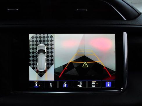 Used 2023 GMC Yukon Denali image 54